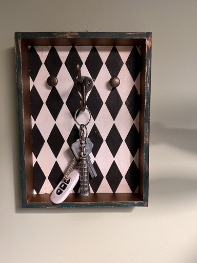 [RFA68] Hand Painted Harlequin Key Ring